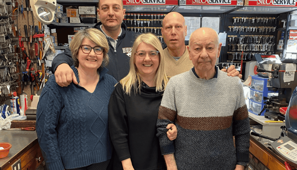 Ferramenta Monopoli . (1)